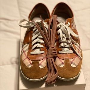 Women’s Burberry Haymarket Ellery Low Top Sneakers
